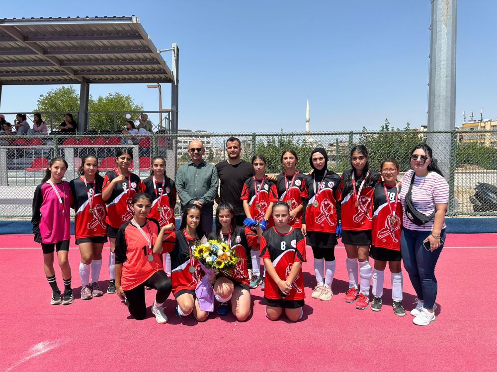 Volkan kızlar8-i68835d1f3017c.jpg